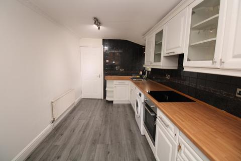 1 bedroom flat to rent, Evelina Road, Nunhead , SE15
