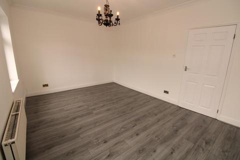 1 bedroom flat to rent, Evelina Road, Nunhead , SE15