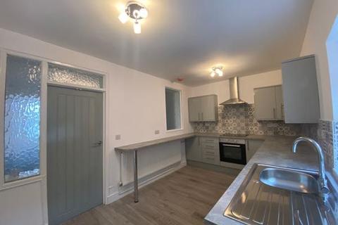 2 bedroom terraced house to rent, Drysiog Street, Ebbw Vale