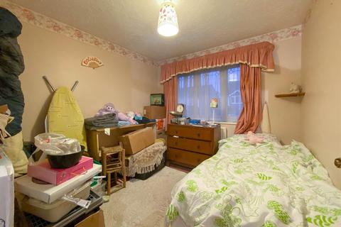 26 Lantern Close, Berkeley, GL13 9DE