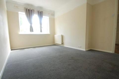2 bedroom maisonette to rent - Grey Towers Gardens, Hornchurch, RM11