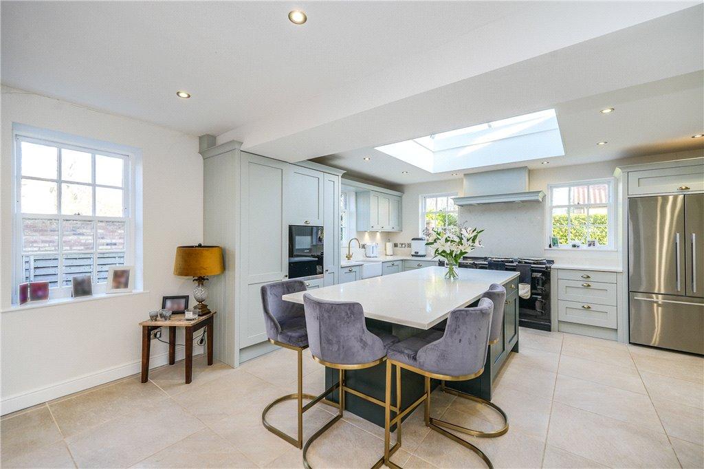 Breakfast Kitchen