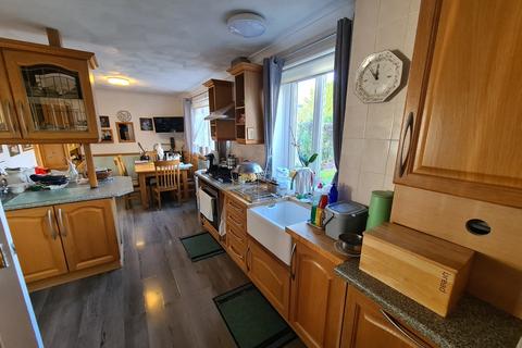 117 Botley Road, Southampton, SO19 0NP