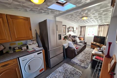 117 Botley Road, Southampton, SO19 0NP