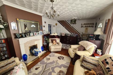 117 Botley Road, Southampton, SO19 0NP