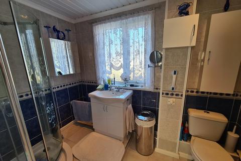 117 Botley Road, Southampton, SO19 0NP