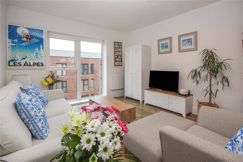 2 bedroom flat for sale - Hedley Road, St. Albans
