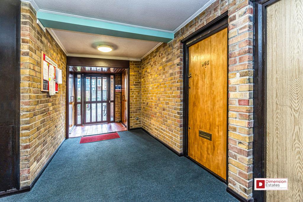 Apartment in East london - View 3