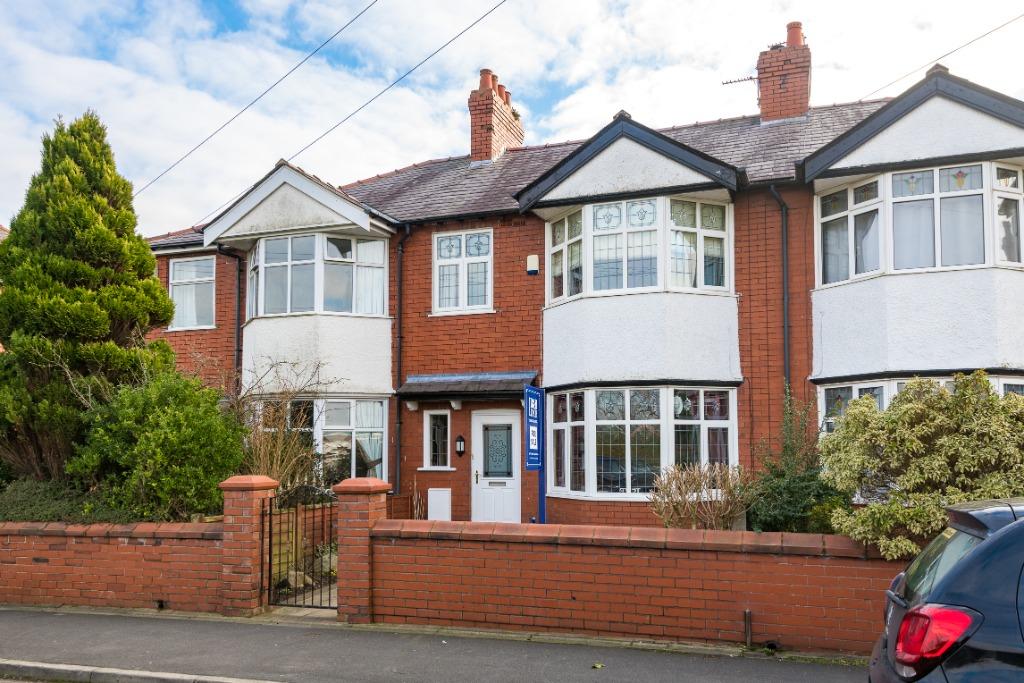 Ruskin Drive, Dentons Green, St Helens, WA10 3 bed terraced house £