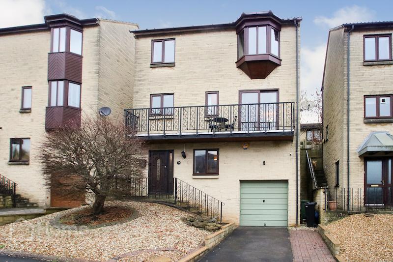 Langdon Road, Bath BA2 4 bed detached house £480,000