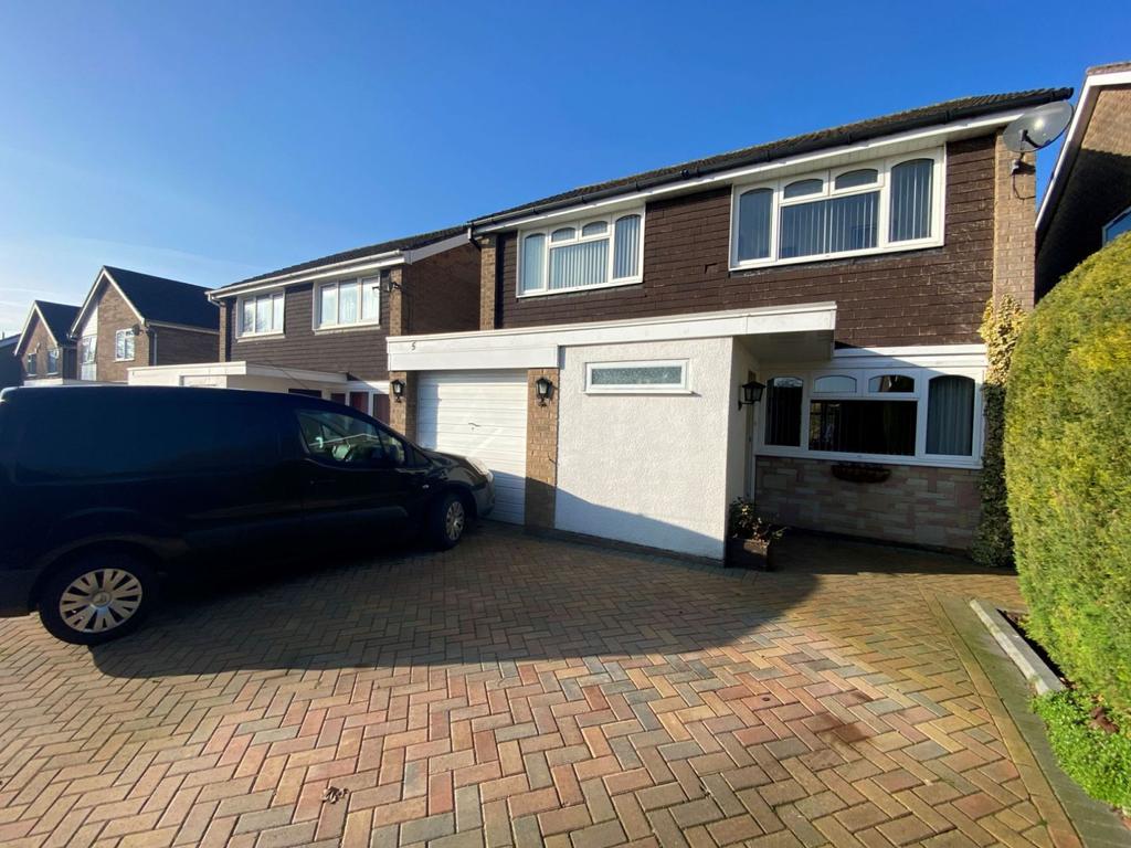 Middle Mead Court, Standens Barn, Northampton NN3 9TE 4 bed detached