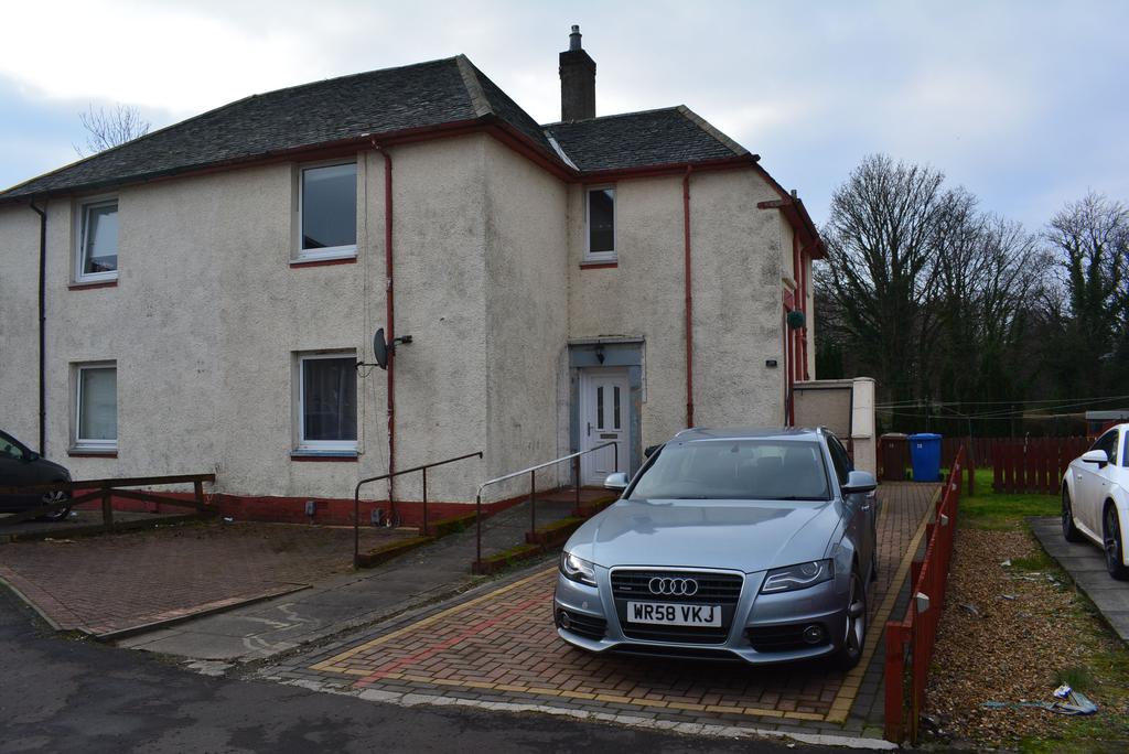 28 Erskine View, Old Kilpatrick... 1 bed flat £72,500