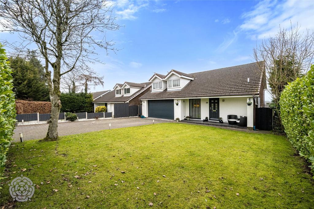 Tor Avenue, Greenmount, Bury, Greater Manchester, BL8 5 bed detached