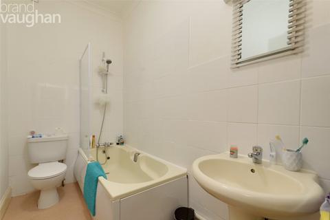 2 bedroom flat to rent, Cambridge Road, Hove, East Sussex, BN3