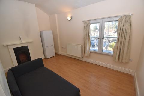 1 bedroom terraced house to rent, 80 Emscote Road, Warwick, Warwickshire, CV34