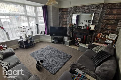 3 bedroom end of terrace house for sale, Queen Street, Newport