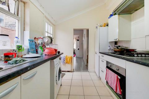 31 Olive Road, London, E13 9PZ