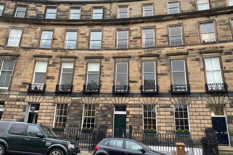6 bedroom flat to rent, Ainslie Place, New Town, Edinburgh, EH3