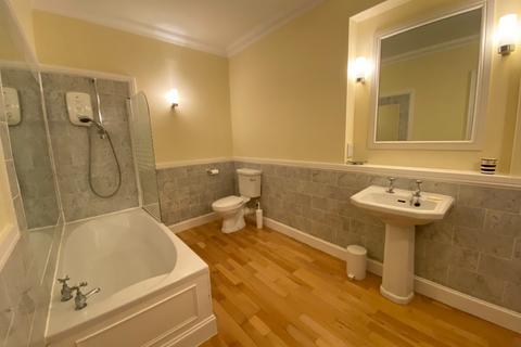 6 bedroom flat to rent, Ainslie Place, New Town, Edinburgh, EH3