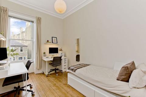 7/3 Darnell Road, Edinburgh, EH5 3PQ
