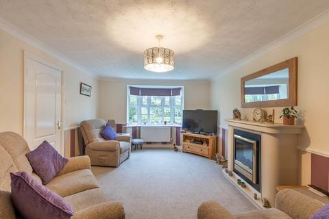 4 bedroom detached house for sale - Thoresby Way, Retford