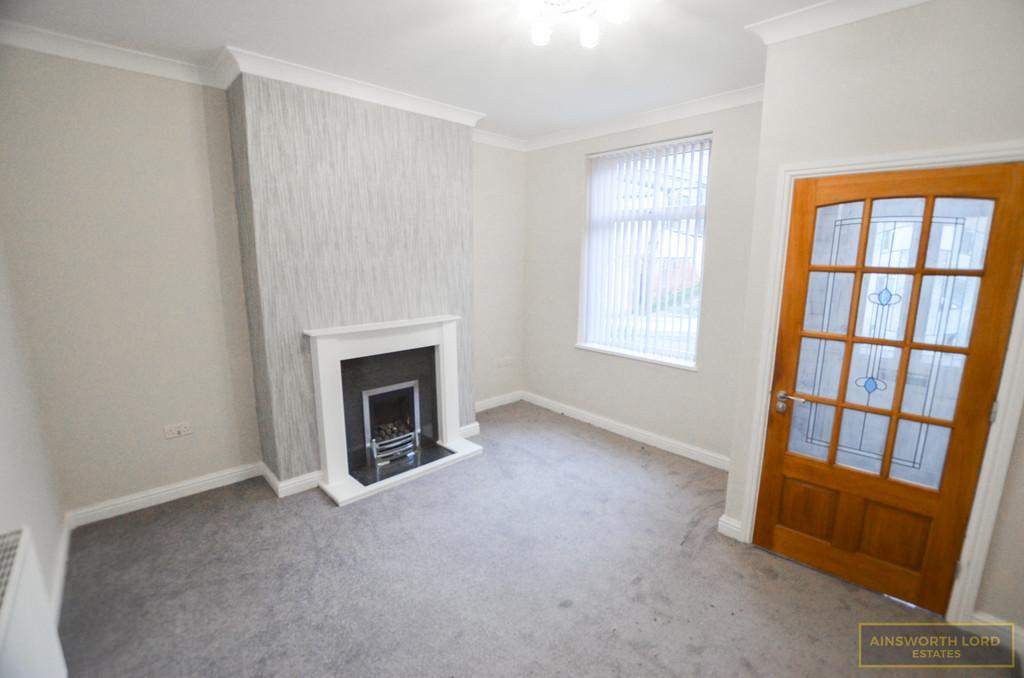 Hesse Street, Bold Venture, Darwen 3 bed terraced house £750 pcm (£