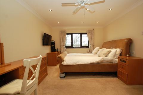 Denmead Old Mill Road, Denham, Uxbridge, UB9 5AW