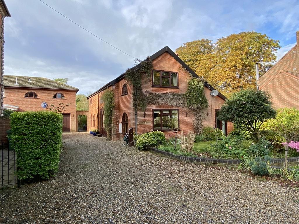Old Buckenham, Norfolk 5 bed detached house £650,000