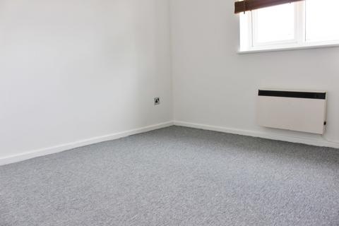 57 Farriers Close, Swindon, SN1 2QX