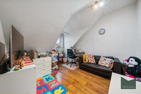 1 bedroom flat to rent, Durnsford Road, Bounds Green, N11