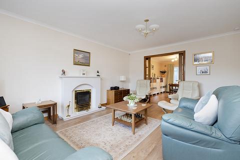 8 Burnside Park, Balerno, EH14 7LY