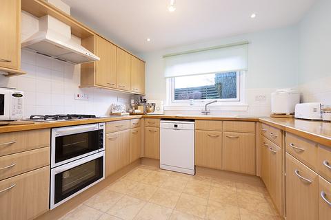 8 Burnside Park, Balerno, EH14 7LY