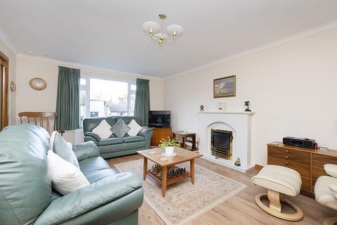8 Burnside Park, Balerno, EH14 7LY