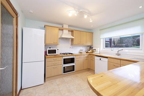 8 Burnside Park, Balerno, EH14 7LY