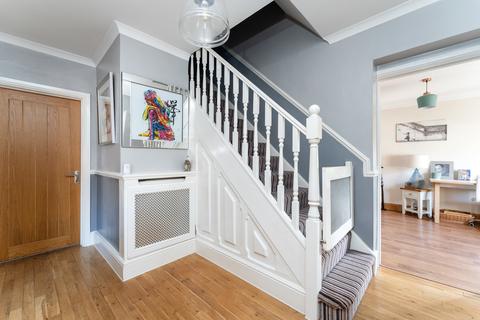 3 Homecroft Gardens, Loughton, IG10 3RB
