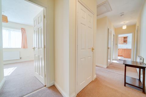 14 Corvus Close, Royston, SG8 7XS