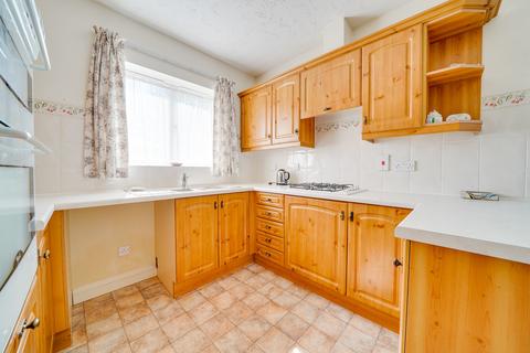 14 Corvus Close, Royston, SG8 7XS