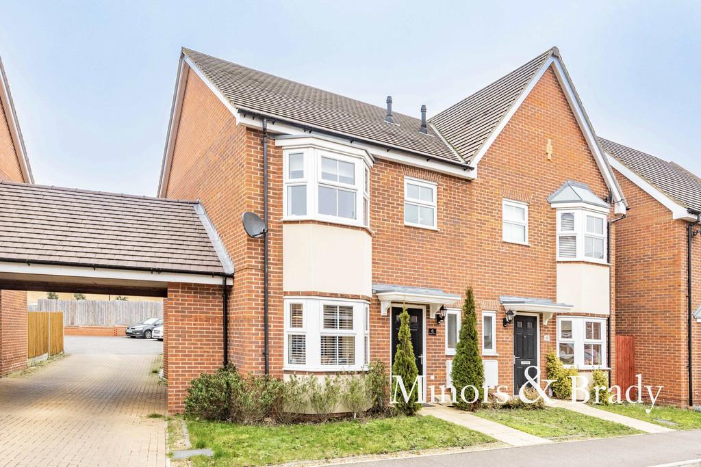 Stony Grove, Costessey 3 bed semidetached house £260,000