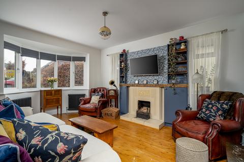 36 Randalls Road, Leatherhead, KT22 0AD
