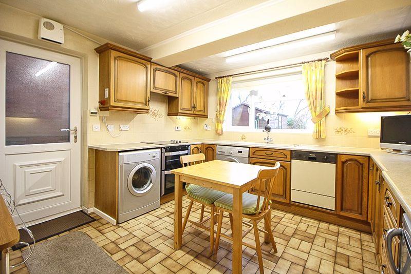 Dining kitchen