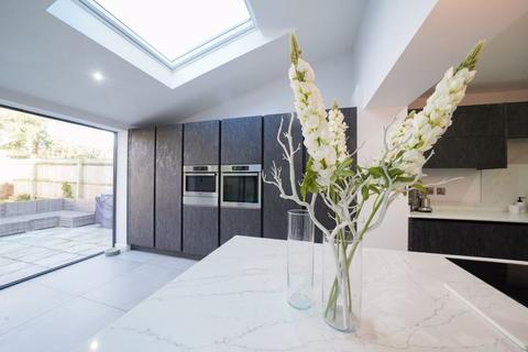 9 Kingsleigh Croft, Sutton Coldfield, B75 5TL