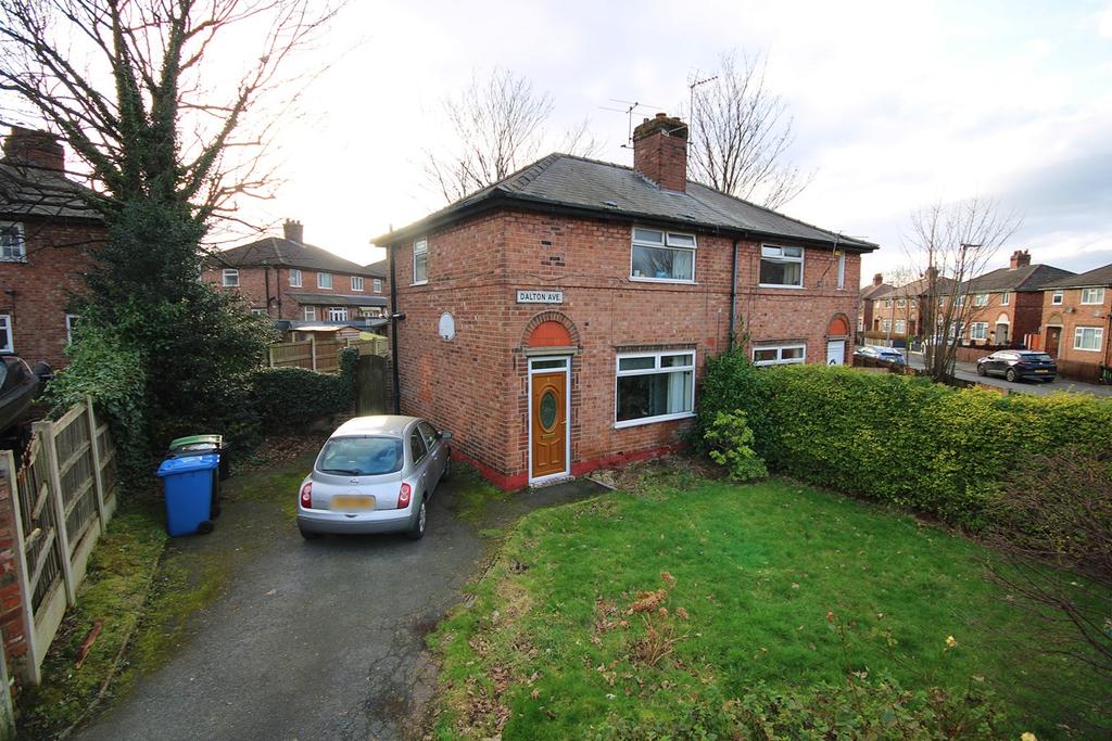 Dalton Avenue, Warrington, WA5 2 bed semidetached house £145,000