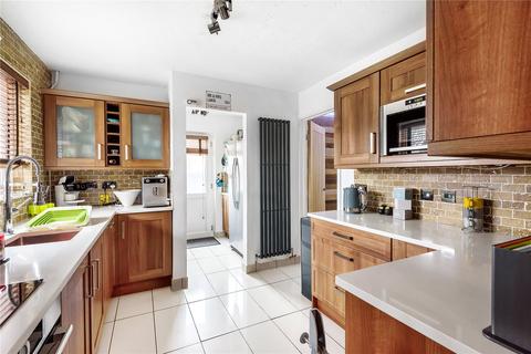 33 High Mead, Wootton Bassett, Swindon, SN4 8LP