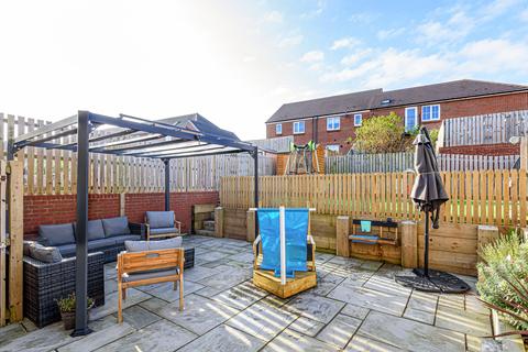 18 Crosstrees, Royal Wootton Bassett, Swindon, SN4 8FB