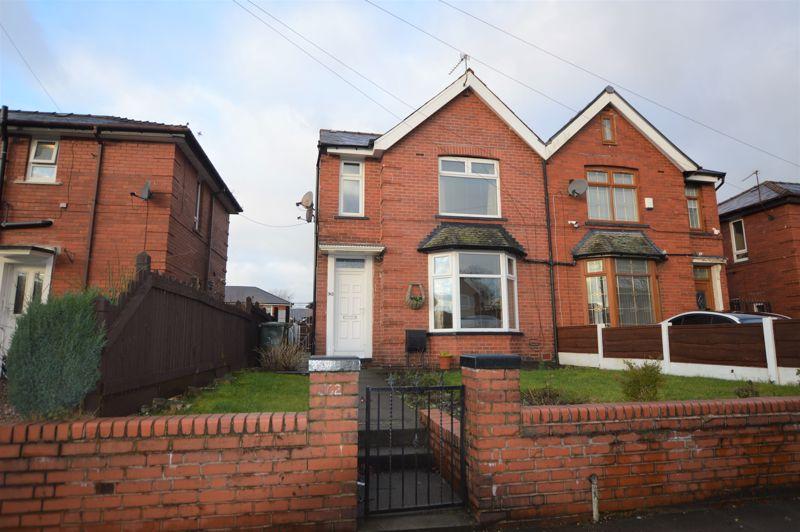 Albert Royds Street, Rochdale, OL16 5AD 3 bed semidetached house £