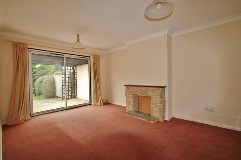 11 Busbys Close, Clanfield, Bampton, OX18 2RD