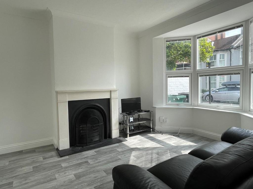 Byron Street, Hove 2 bed house £575,000