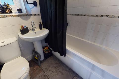 37 Astley Avenue, Dover, CT16 2PP