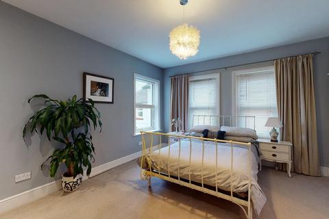 103 Barton Road, Dover, CT16 2LX