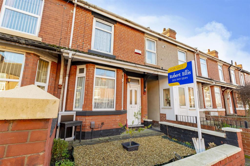 Grosvenor Road, Eastwood, Nottingham 2 bed terraced house for sale £